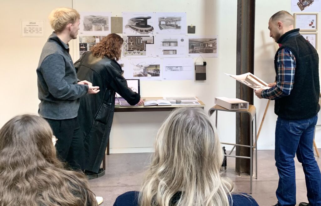 Rendu Architecture intérieure A4. Le Bar. dec2024.(4)