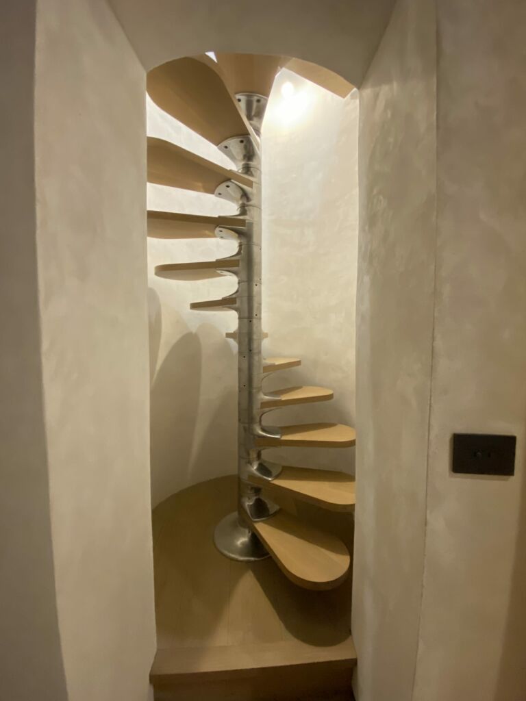 Visite de l'entreprise Guitton Menuiserie. Entreprise familiale créée en 1920.(4) dec2024