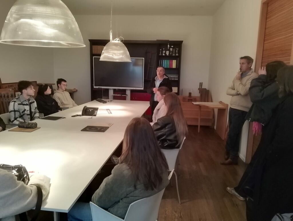 Visite de l'entreprise Guitton Menuiserie. Entreprise familiale créée en 1920.(6) dec2024